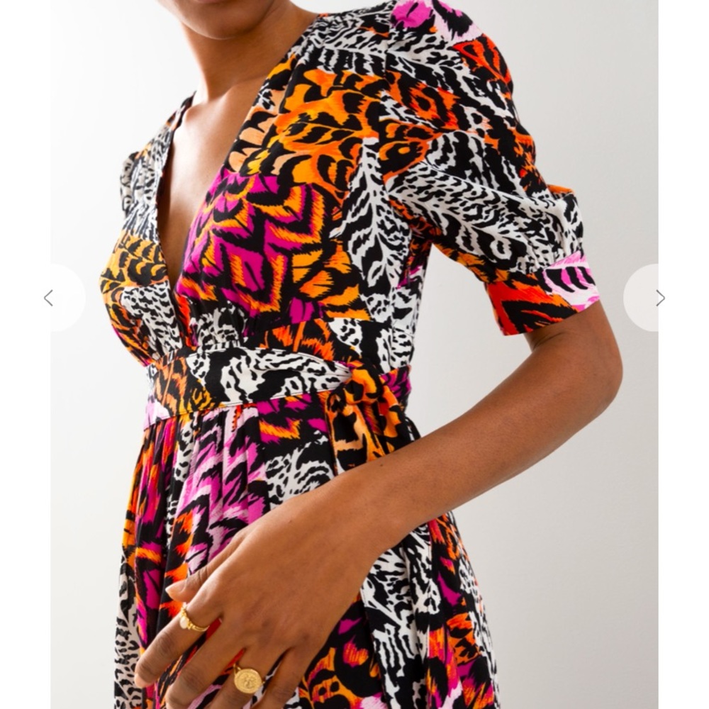 & Other Stories Feather Print Maxi Dress - Picture 7 of 10